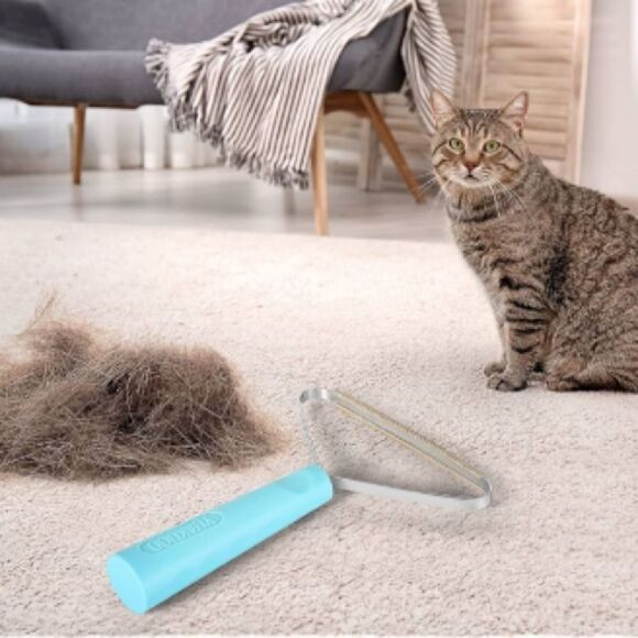 Pet Hair Remover New Fabric Edge and Carpet Scraper Pet Supplies - Picture 2 of 3